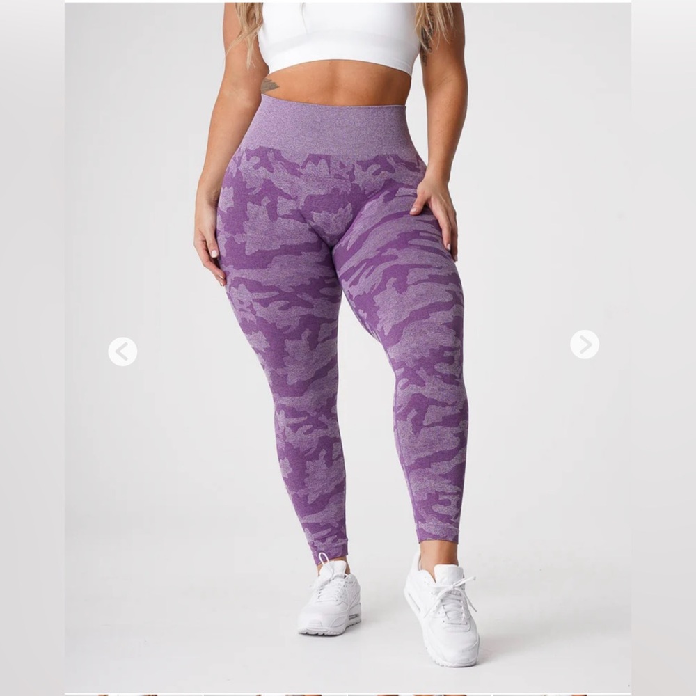 Nvgtn Violet Camo Seamless Leggings- L